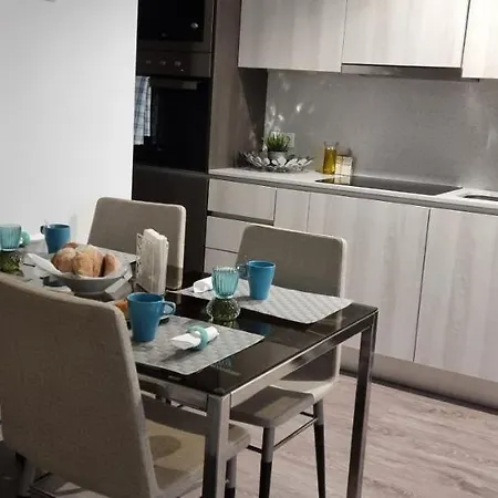 Castelo Terrace Apartamento *